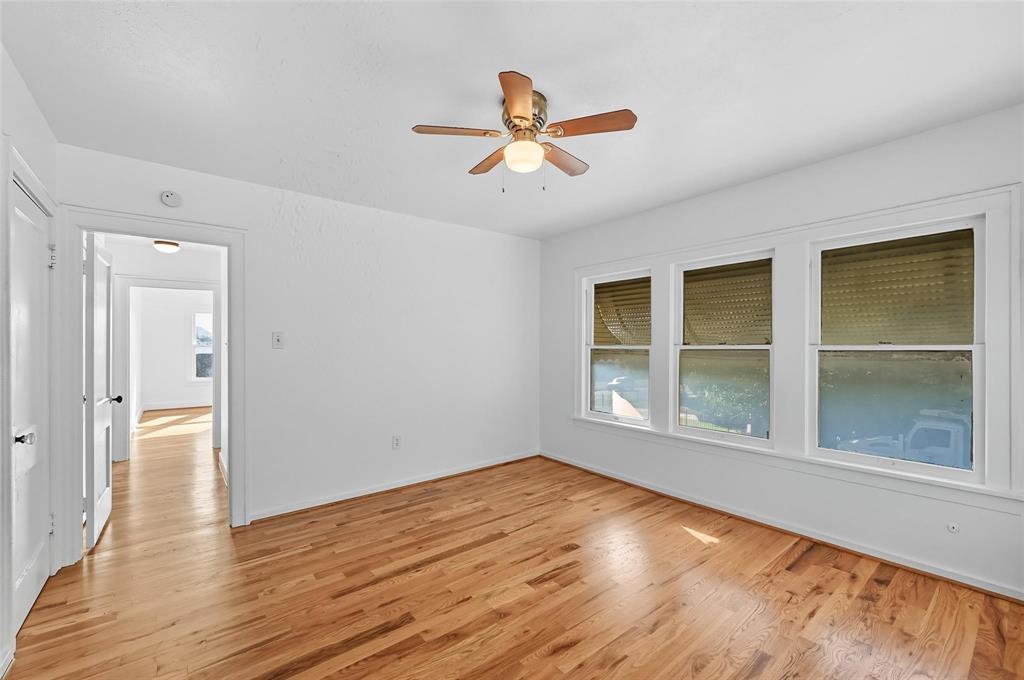 2844 Travis Avenue Property Photo 15