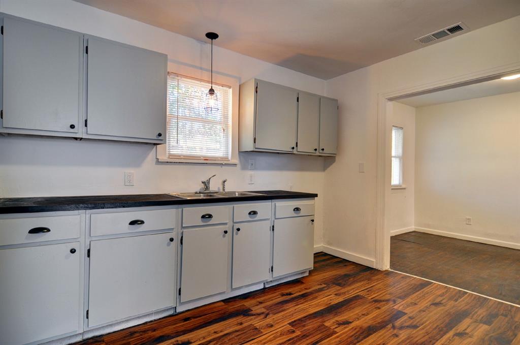 2844 Travis Avenue Property Photo 40