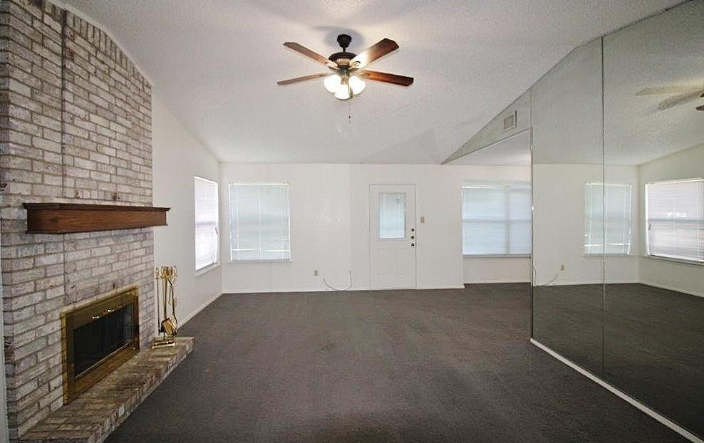 1019 Cedar Run Drive Property Photo 3
