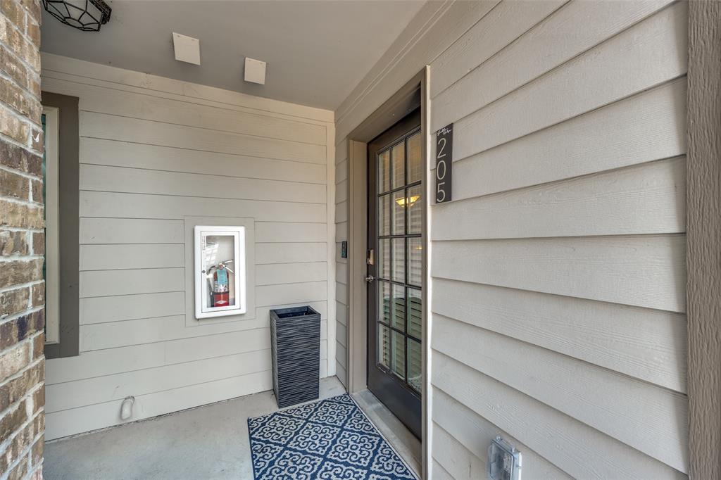 6108 Abrams Road 205 Property Photo 1