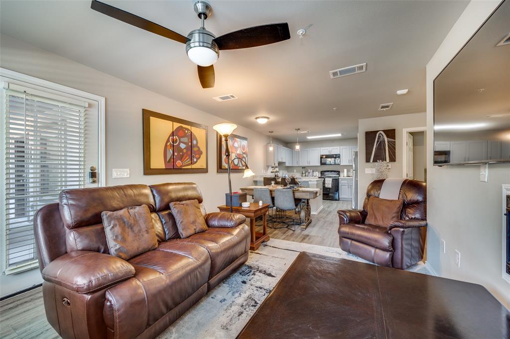 6108 Abrams Road 205 Property Photo 4