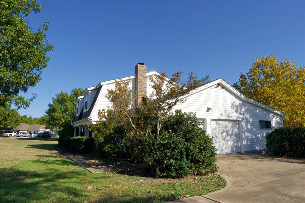 1196 County Road 260 Property Photo 3