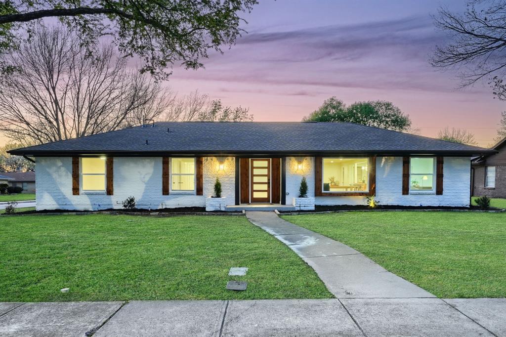 3525 Courtdale Drive Property Photo 1