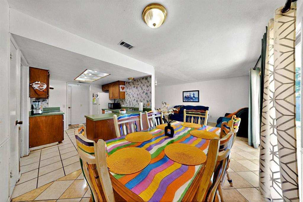 3714 Burning Tree Lane Property Photo 8