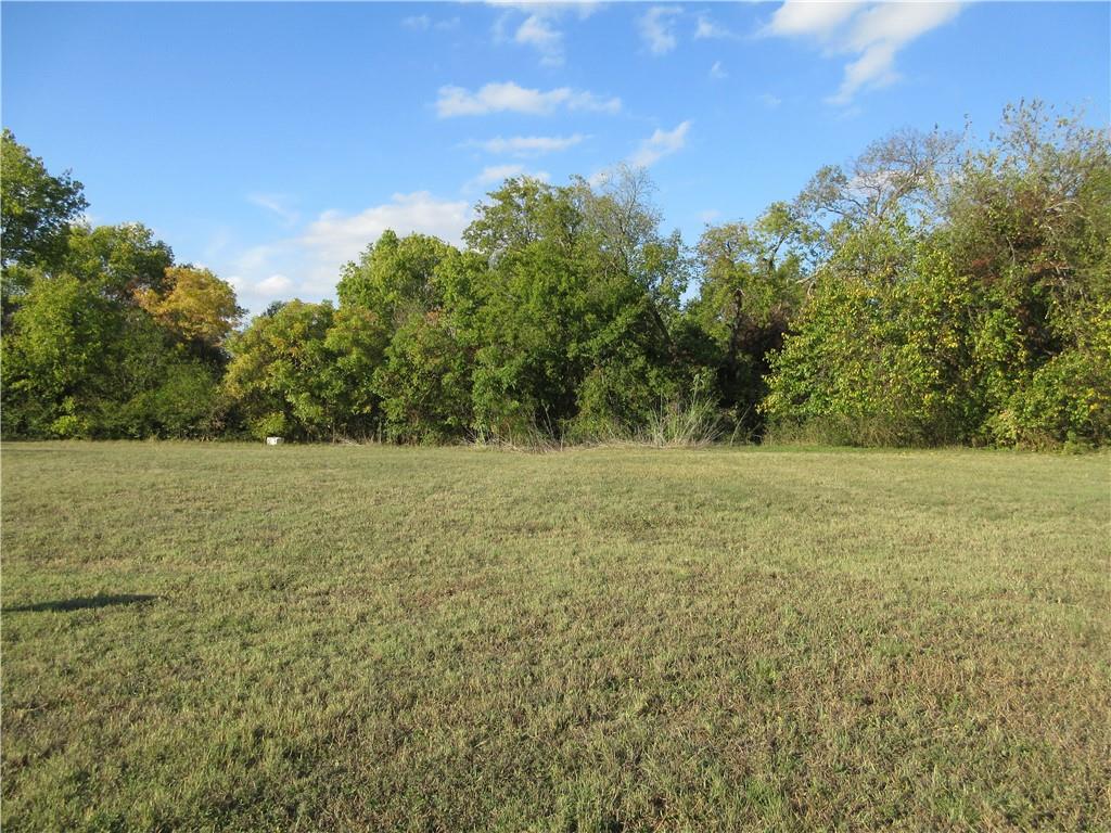 107 Country Club Drive Property Photo 1