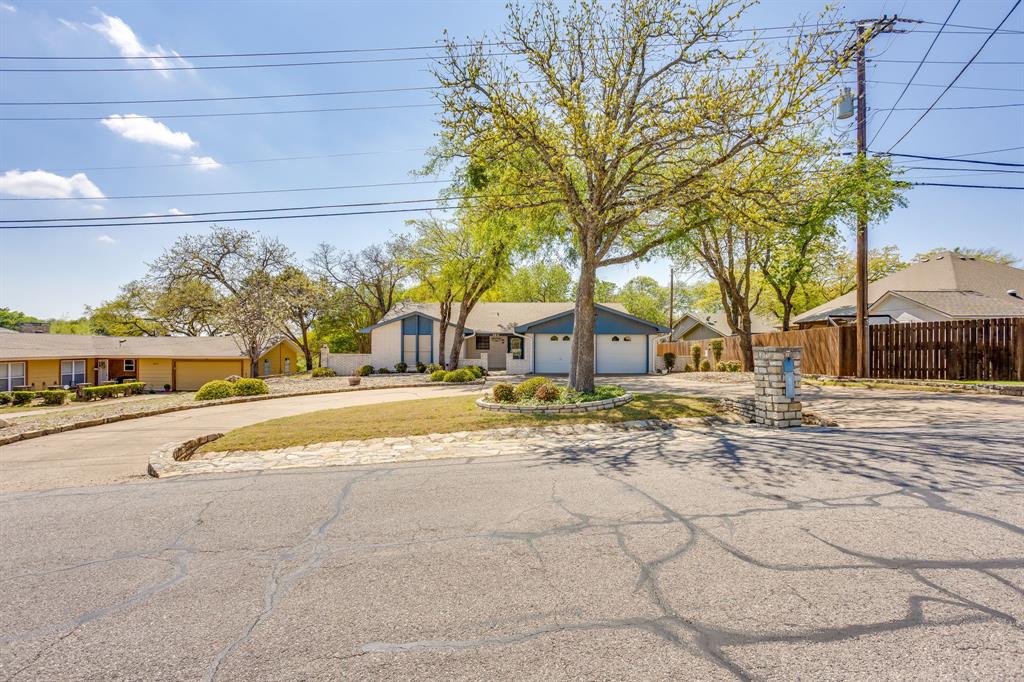 4031 Fairway Drive Property Photo 3