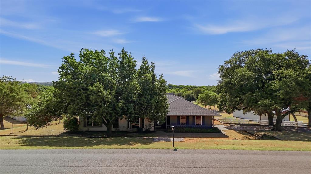 102 Dawn Circle Property Photo 1