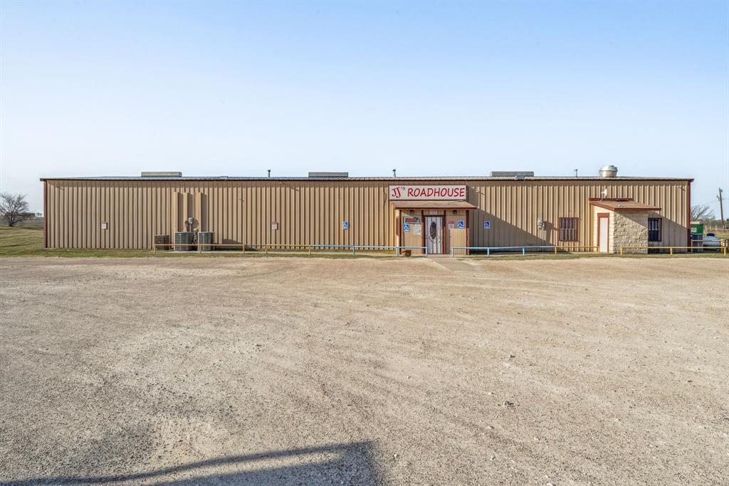 3261 Fm 933 Property Photo 4