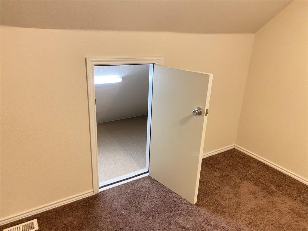 9831 Walnut Street P208 Property Photo 27