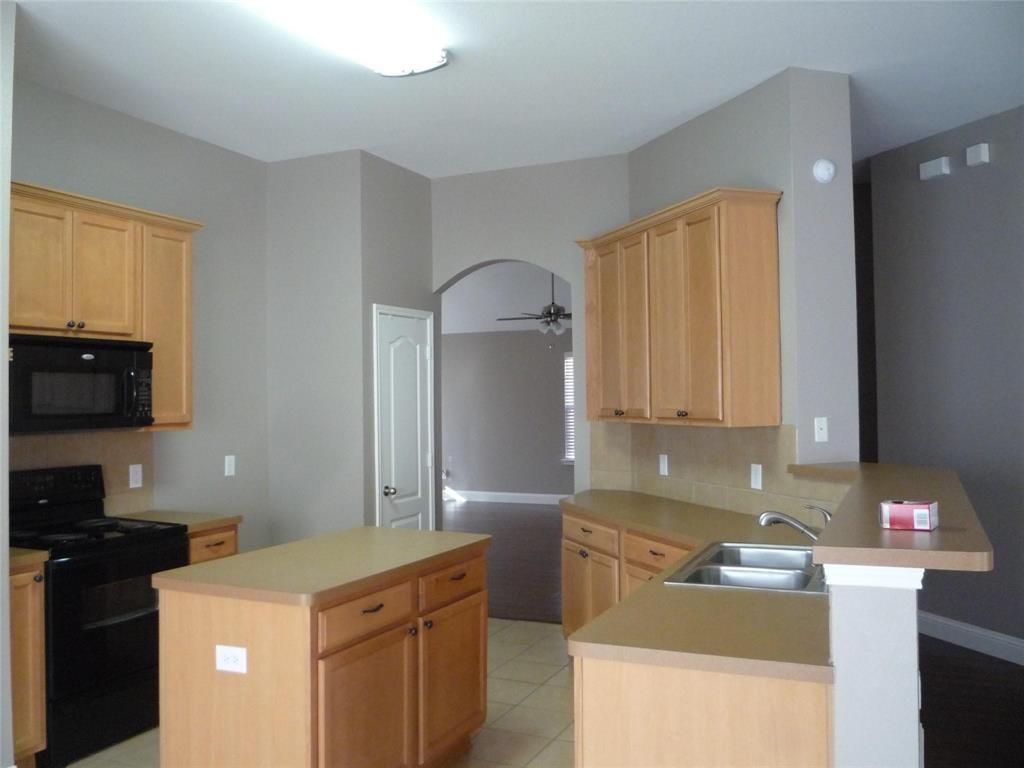 716 Alder Drive Property Photo 6