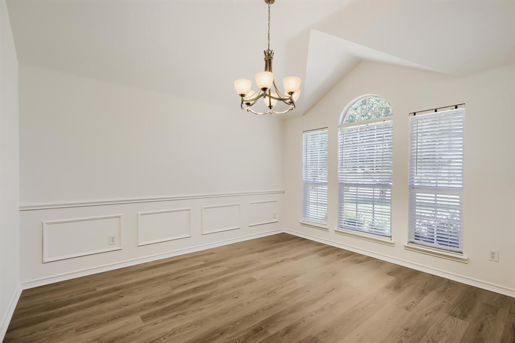 1630 Ashbourne Drive Property Photo 4