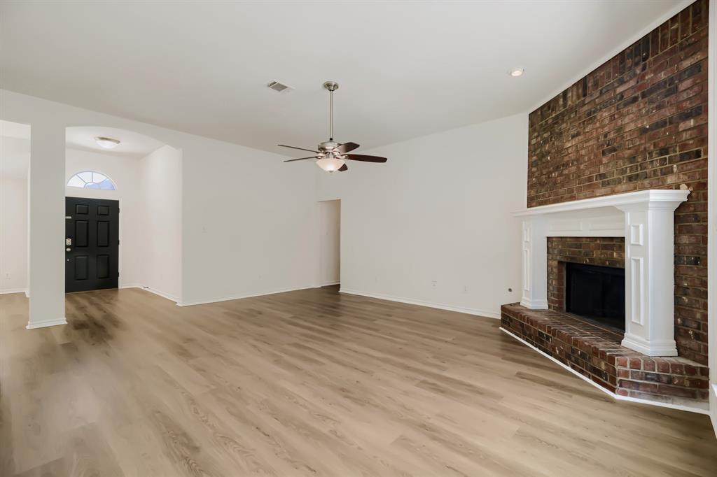 1630 Ashbourne Drive Property Photo 8