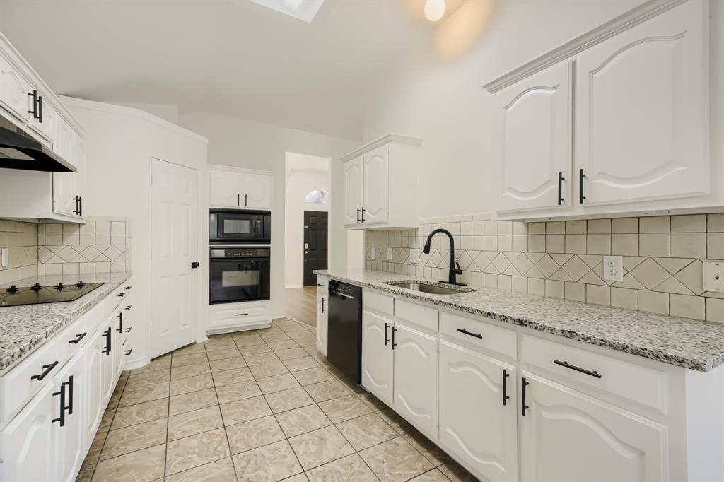 1630 Ashbourne Drive Property Photo 10