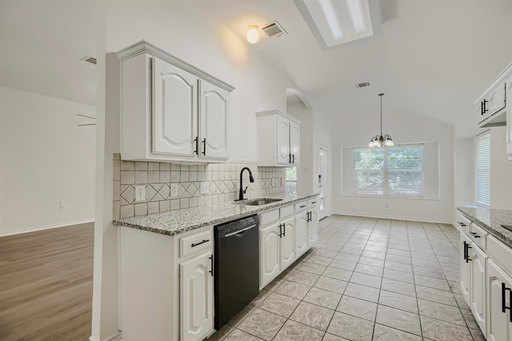 1630 Ashbourne Drive Property Photo 12