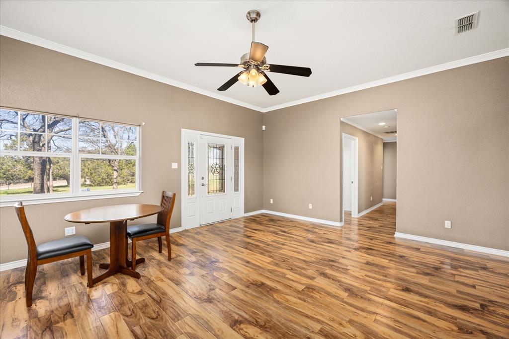 1118 County Road 325 Property Photo 6