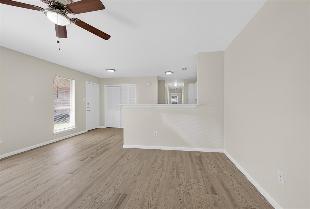 2971 Loving Avenue Property Photo 5