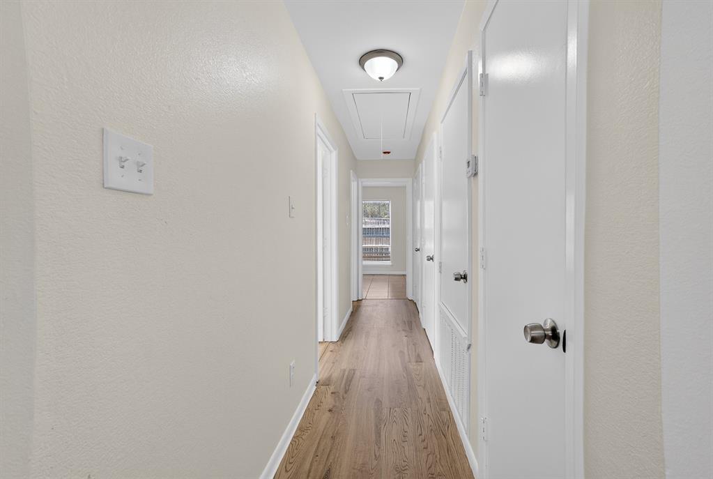 2971 Loving Avenue Property Photo 13