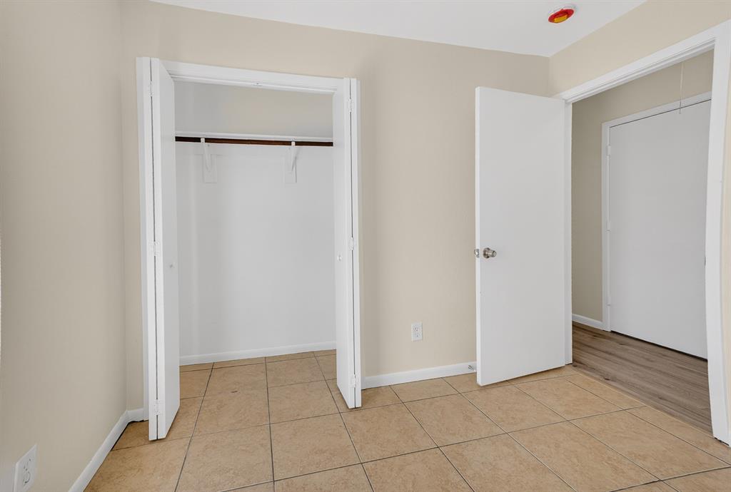 2971 Loving Avenue Property Photo 16