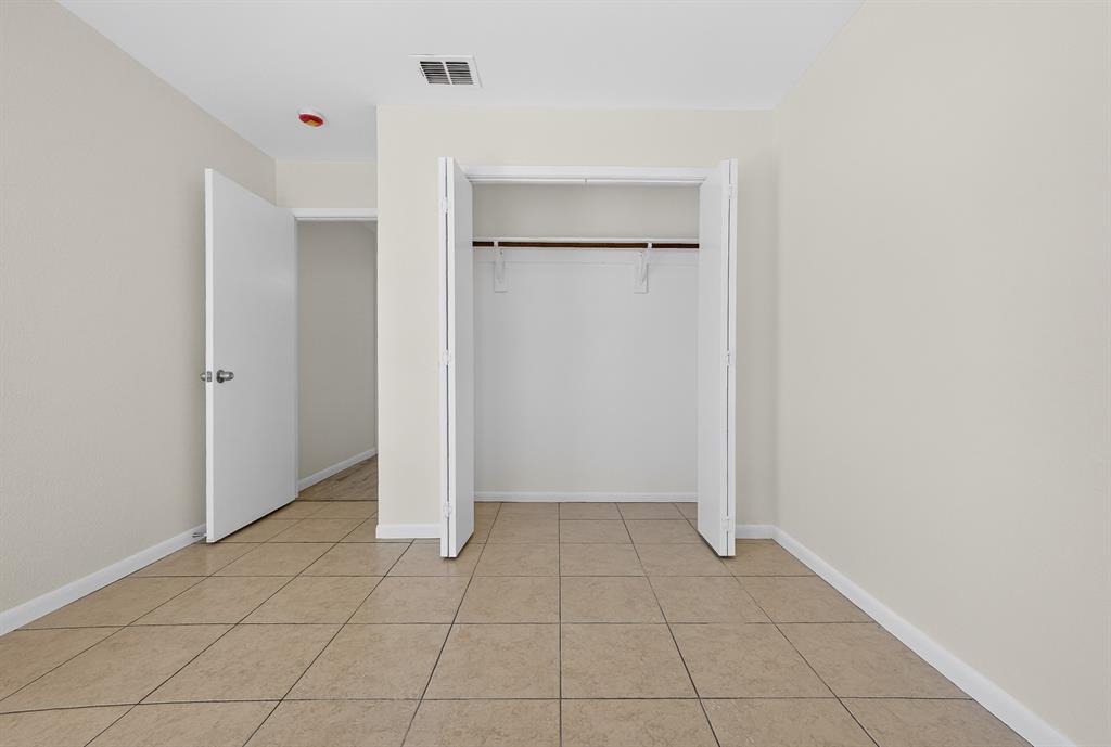 2971 Loving Avenue Property Photo 23