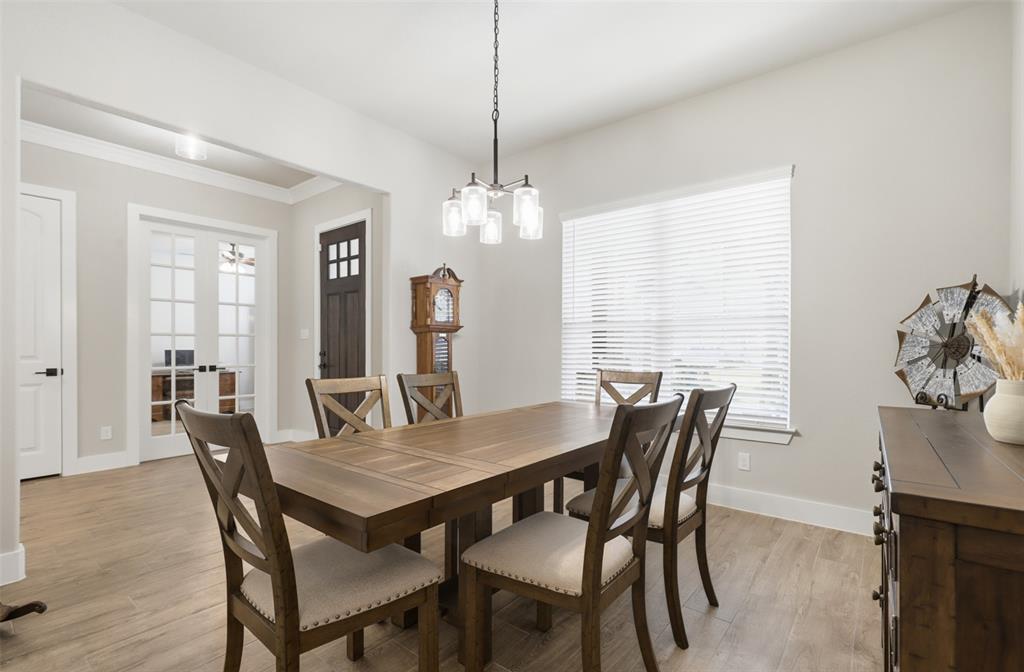 2021 Crystal Palace Boulevard Property Photo 6
