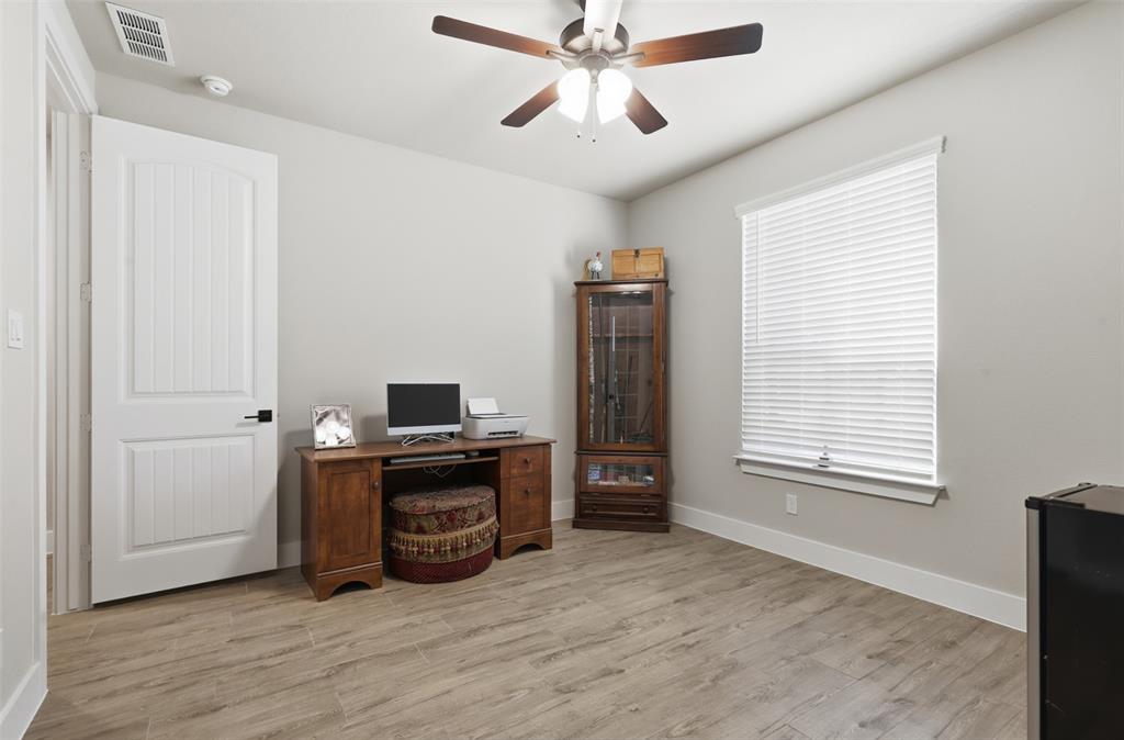2021 Crystal Palace Boulevard Property Photo 22