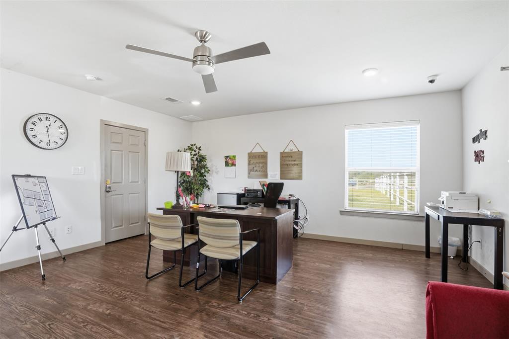 5860 N Fm 51 Property Photo 11