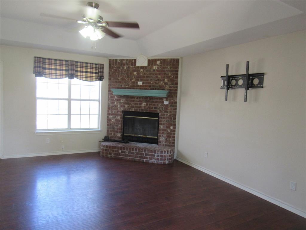 4019 E Fm 120 Property Photo 9