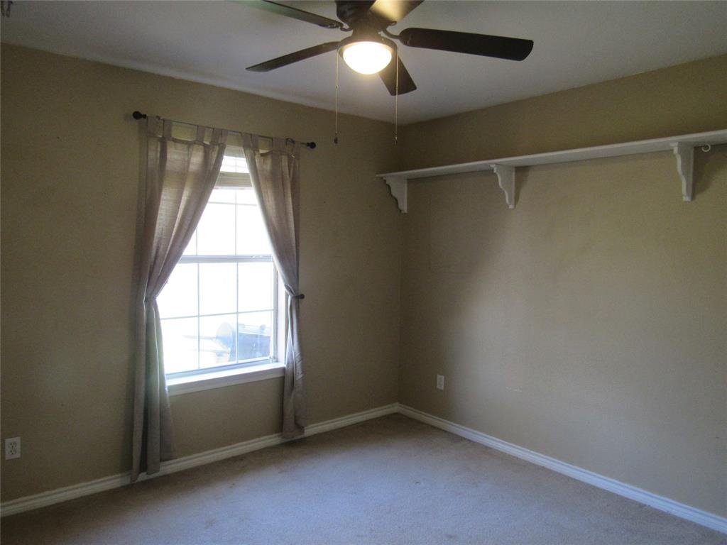 4019 E Fm 120 Property Photo 31