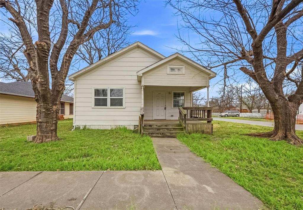 1101 N Harrison Avenue Property Photo 1
