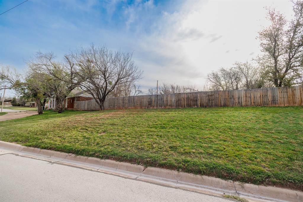933 Washington Boulevard Property Photo 3