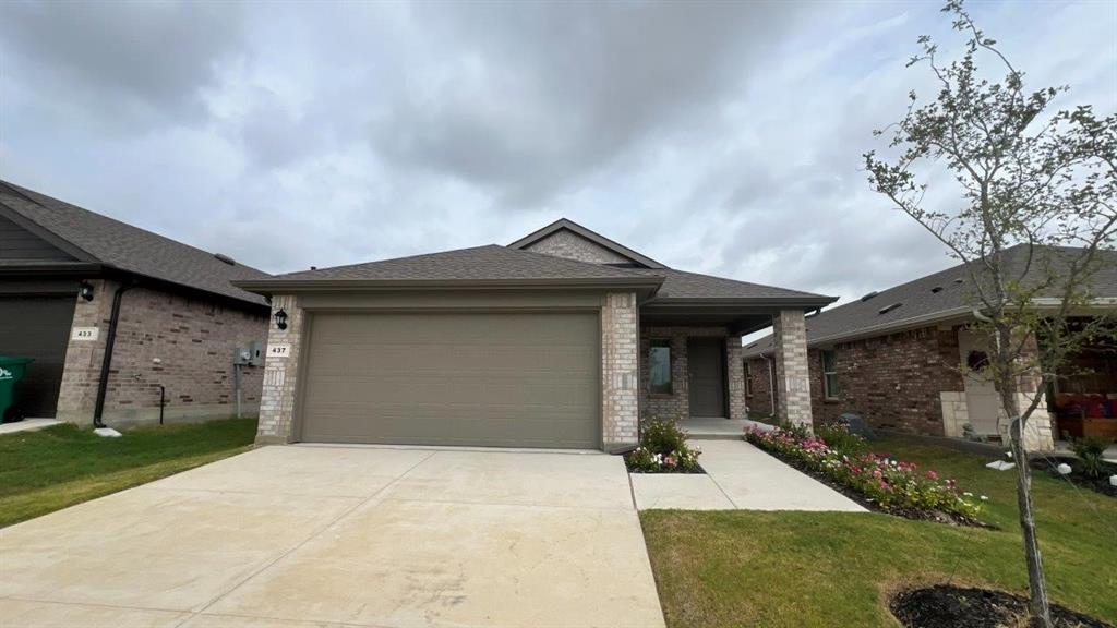 437 RED ADMIRAL Lane Property Photo 1