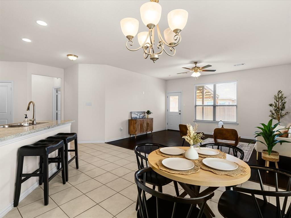 209 Emerald Creek Drive Property Photo 8