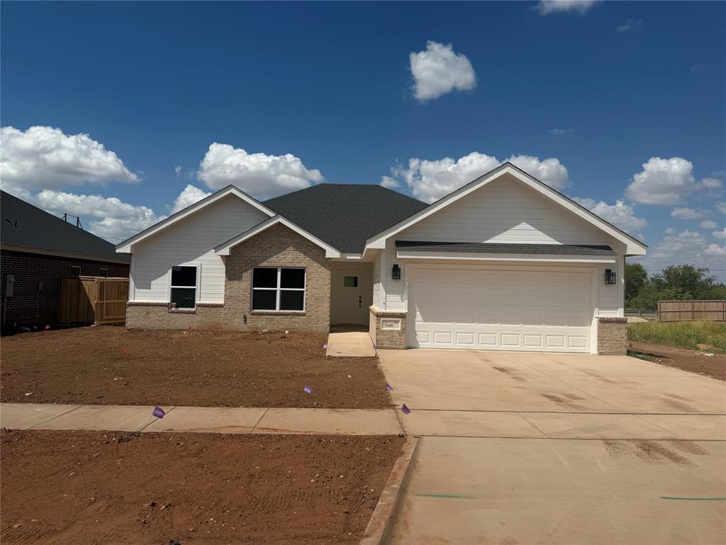 7640 Lake Ridge Parkway Property Photo 1