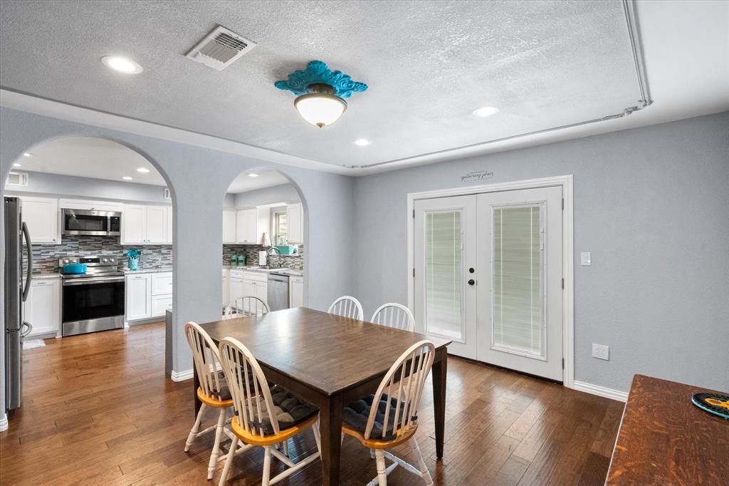 419 Sky Harbour Court Property Photo 6