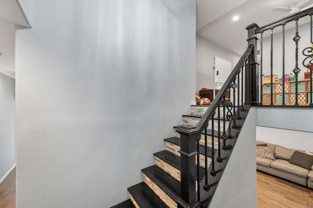 419 Sky Harbour Court Property Photo 12