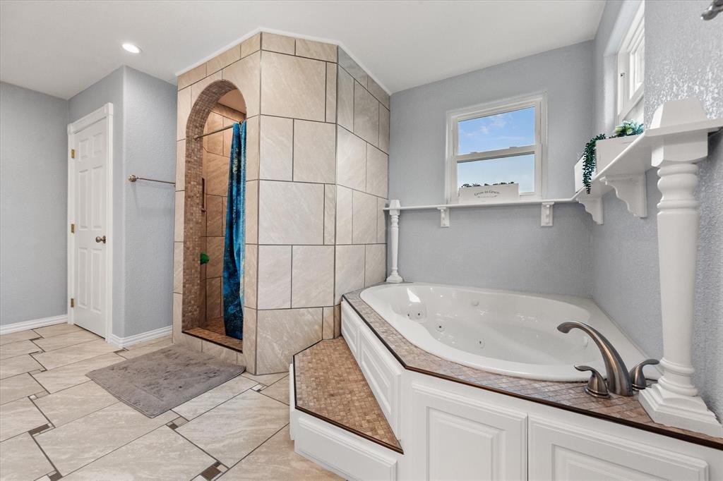 419 Sky Harbour Court Property Photo 19