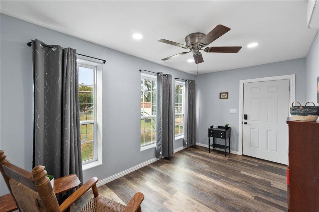 419 Sky Harbour Court Property Photo 25