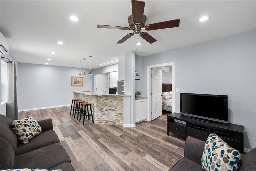 419 Sky Harbour Court Property Photo 27