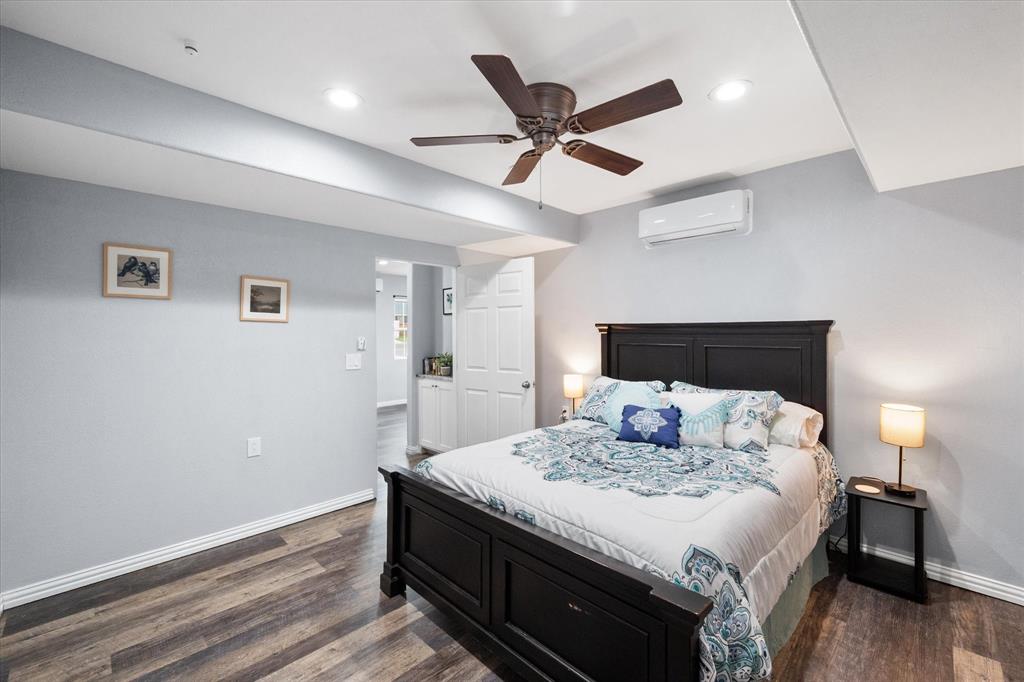 419 Sky Harbour Court Property Photo 28