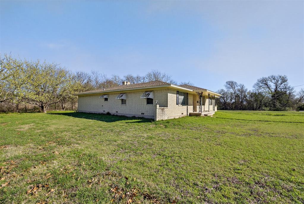 525 Lake Park Avenue Property Photo 14