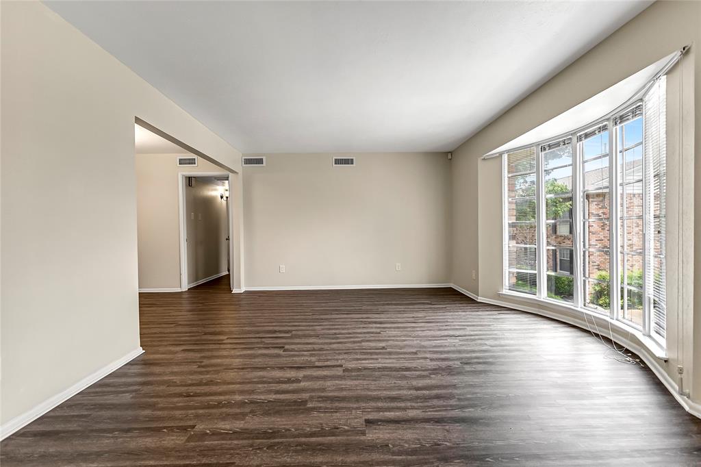 5835 E University Boulevard D Property Photo 1