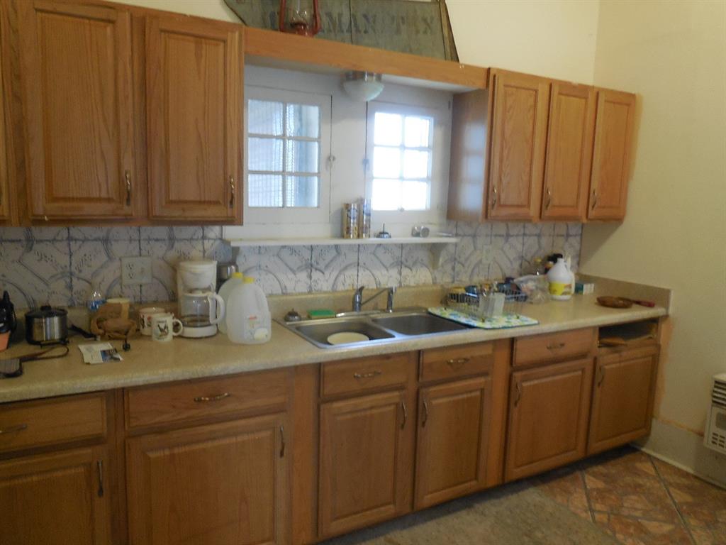 910 Sinclair Street Property Photo 7