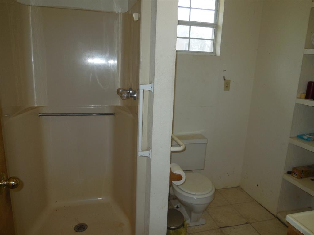 910 Sinclair Street Property Photo 16