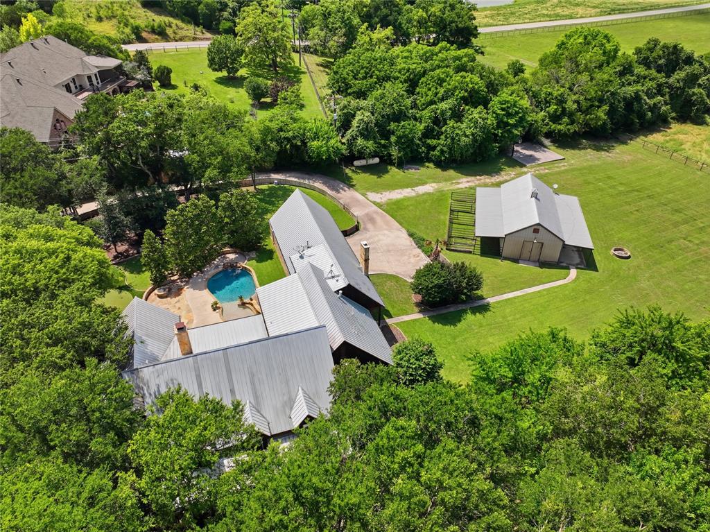 129 Trinity Bluffs Property Photo 4
