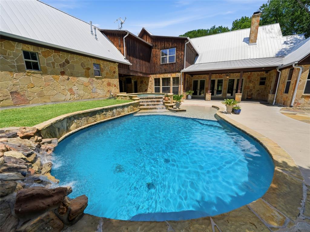 129 Trinity Bluffs Property Photo 30