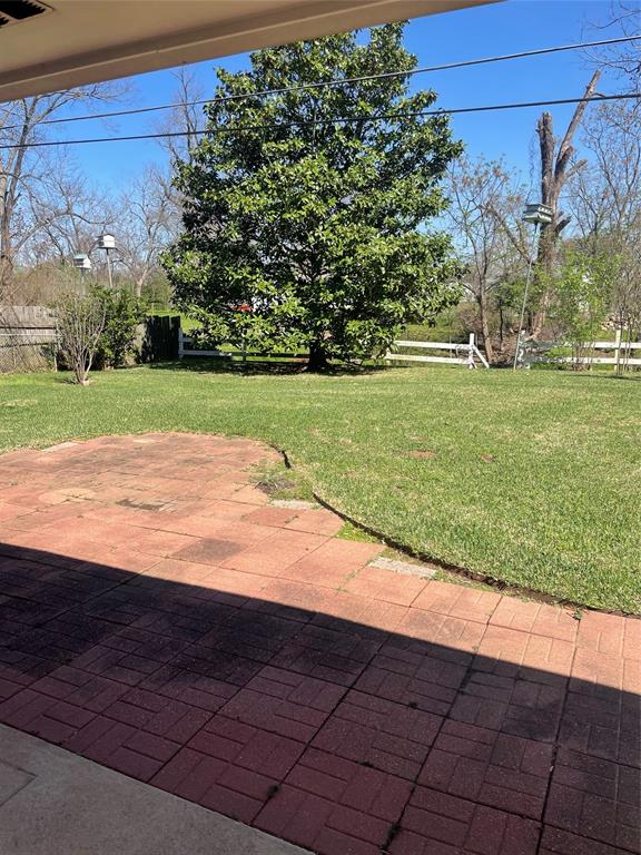 6109 Lovers Lane Lane Property Photo 2