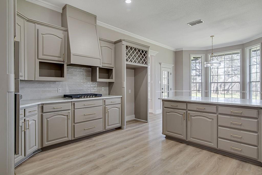 125 Devon Court Property Photo 15
