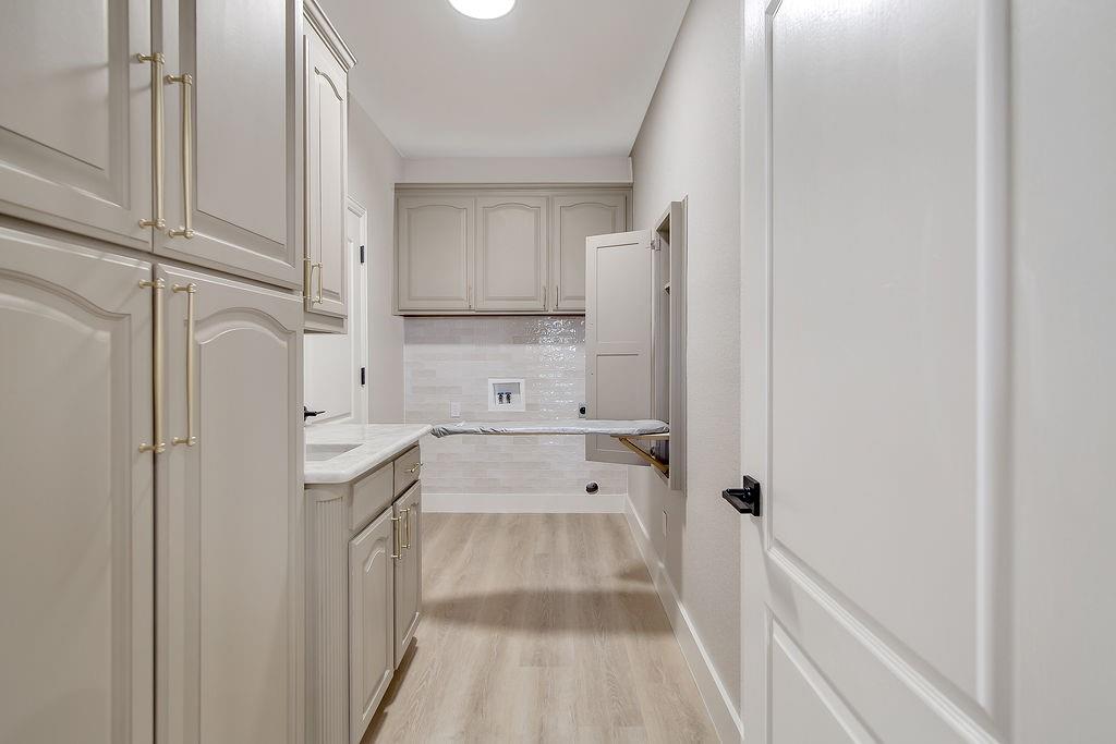 125 Devon Court Property Photo 20