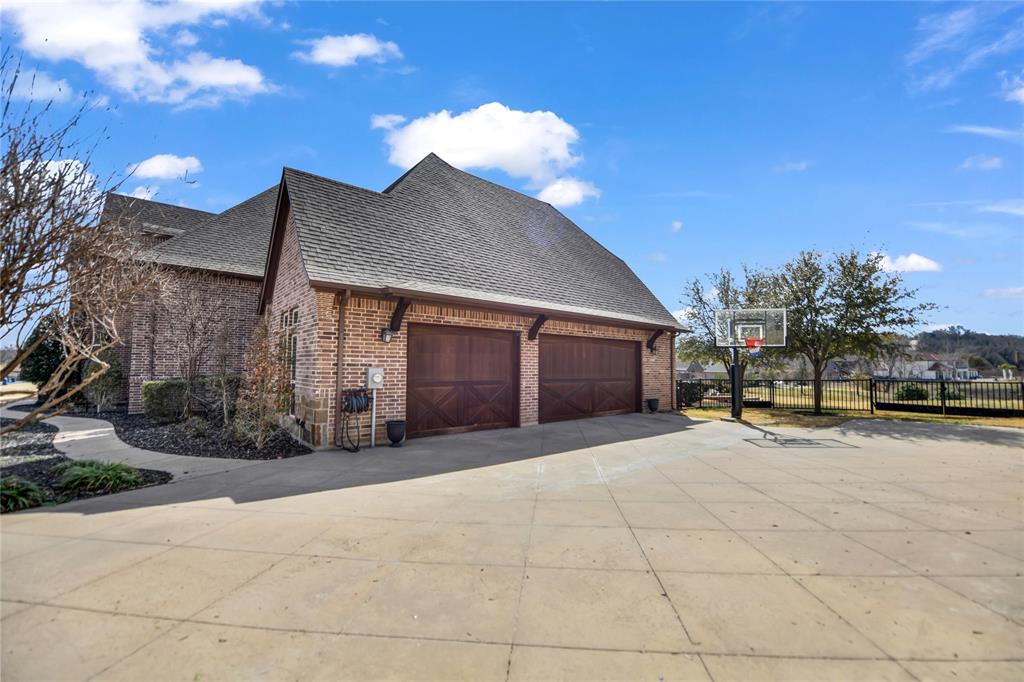 108 Buchanan Court Property Photo 7