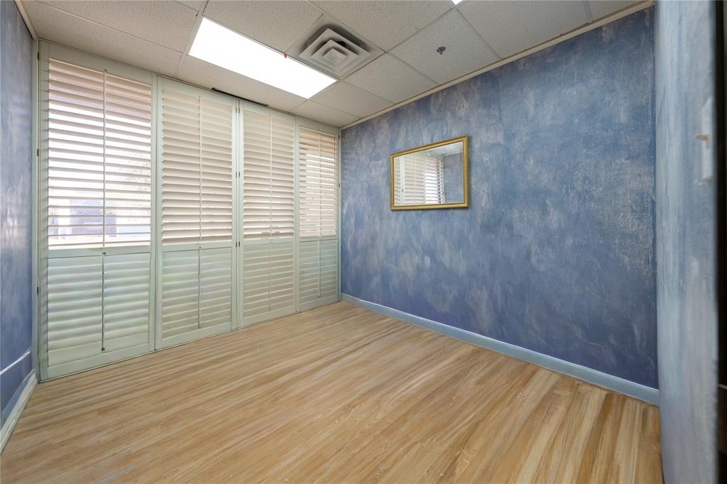 2700 K Avenue Property Photo 5